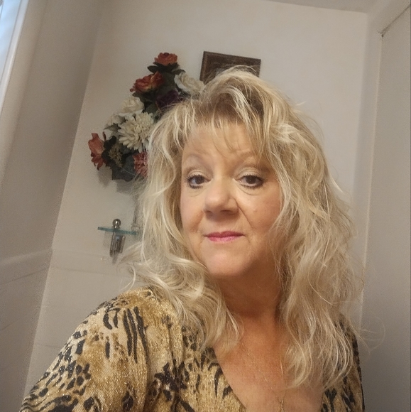 Meet your Posher, Brenda - Picture 10 of 10